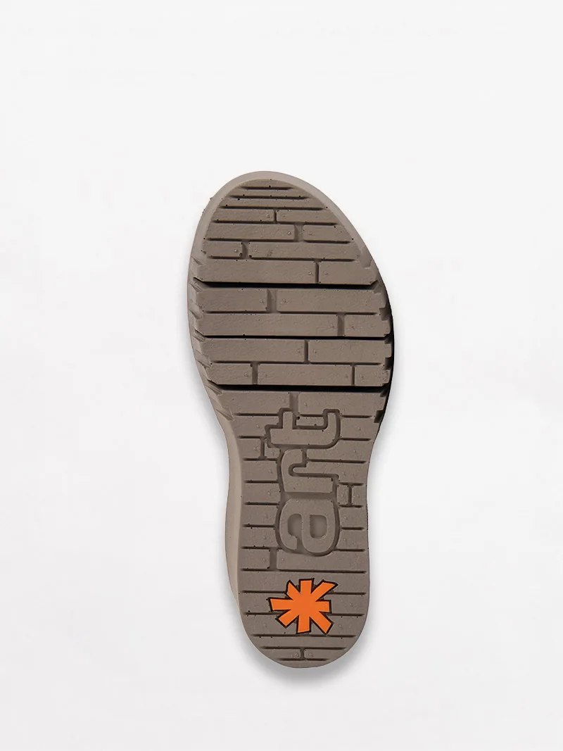 Catania 2080 slika 1